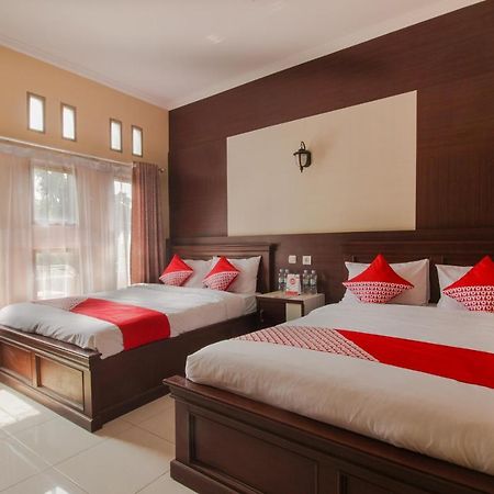 Oyo 820 Abad Baru Hotel Pangandaran Dış mekan fotoğraf