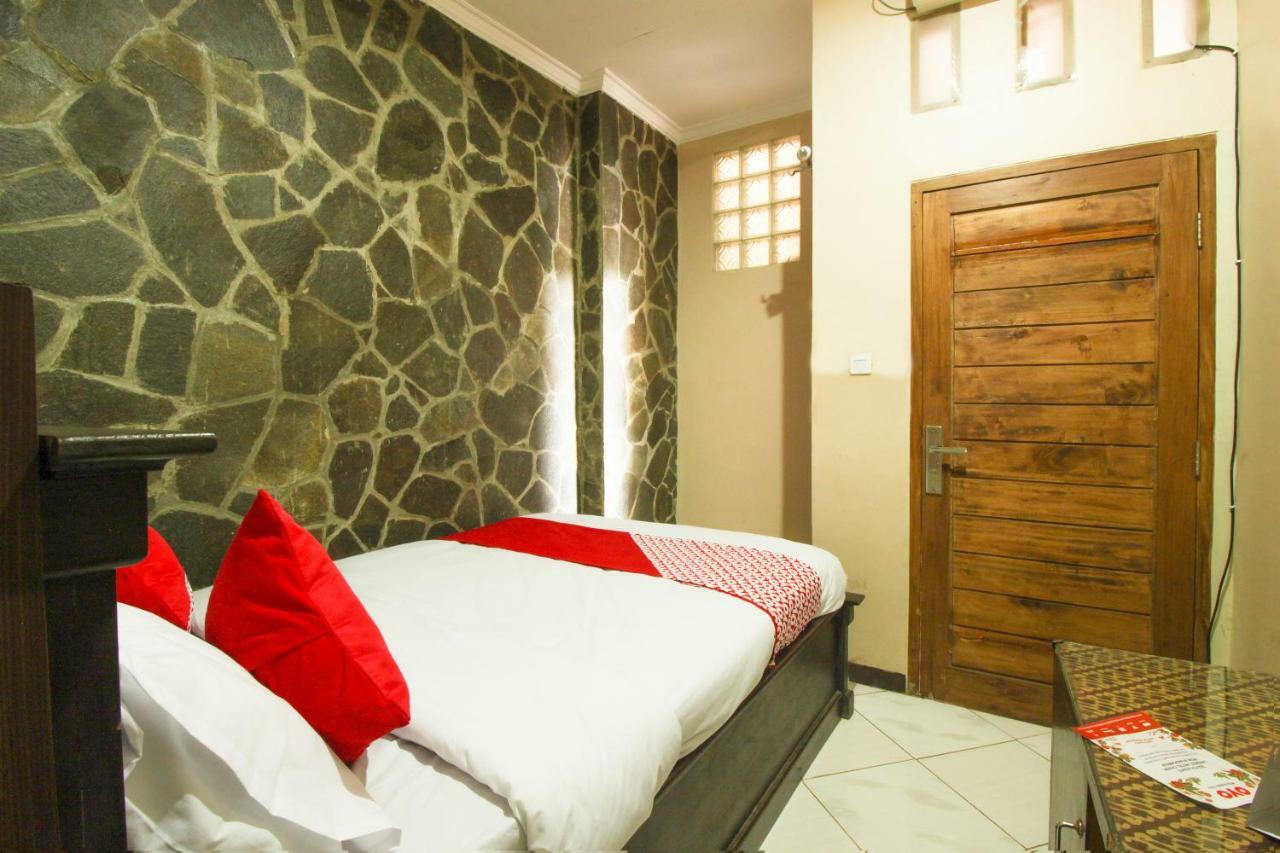 Oyo 820 Abad Baru Hotel Pangandaran Dış mekan fotoğraf