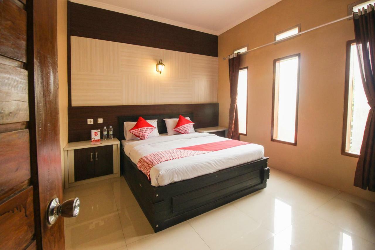 Oyo 820 Abad Baru Hotel Pangandaran Dış mekan fotoğraf